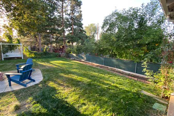 Jessica's Fully Fenced Yard For Dogs To Rent In Denver - Denver, Colorado 1