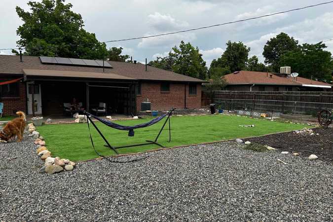 Jena's Fully Fenced Yard For Dogs To Rent In Aurora - Aurora, Colorado 1