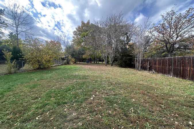 Natalie's Fully Fenced Yard For Dogs To Rent In Wheat Ridge - Wheat Ridge, Colorado 1